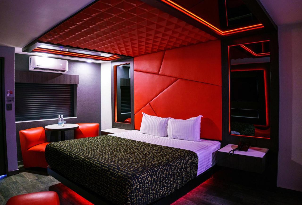 Hotel Passion Secrets Villas And Suites Toluca Esterno foto